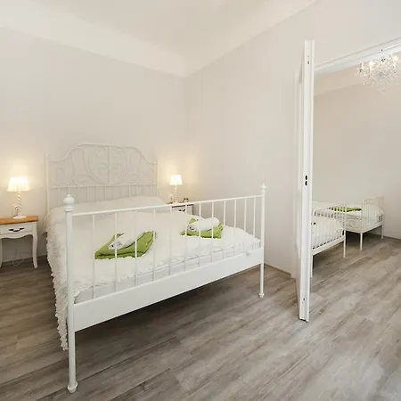 Oereg Malom Apartmanhaz