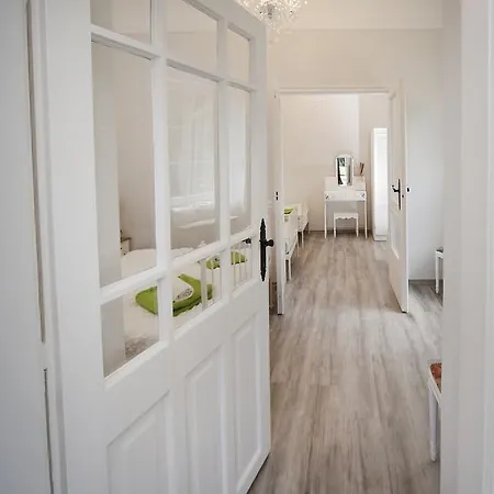 Oereg Malom Apartmanhaz Πανσιόν