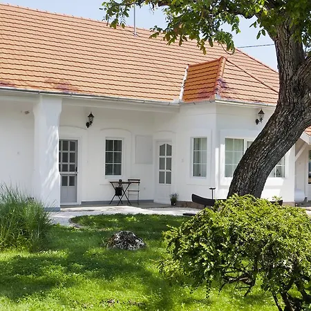 Oereg Malom Apartmanhaz Πανσιόν